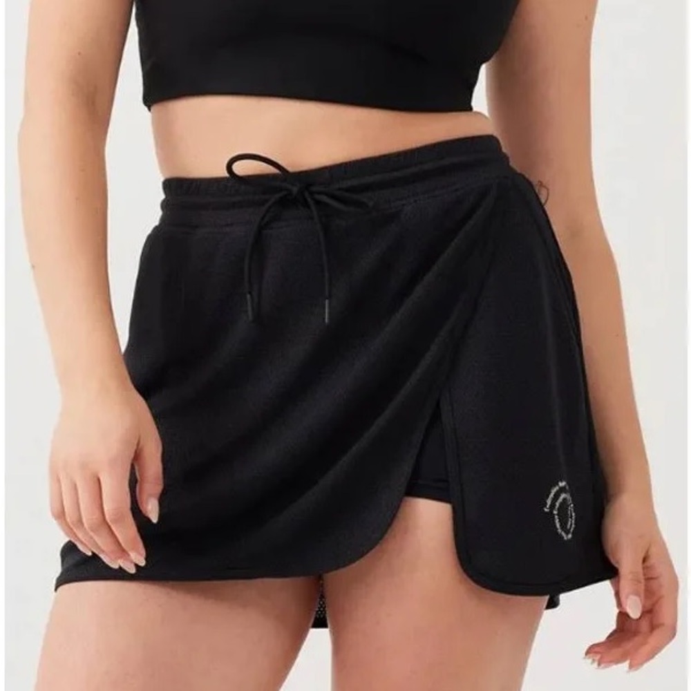 Outdoor Voices Rec Mesh Skort Size Small NWOT